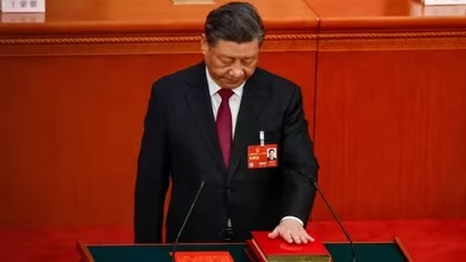 Xi Jinping obtuvo su tercer mandato en China y se perpetúa ejerciendo su férreo control en la política del país