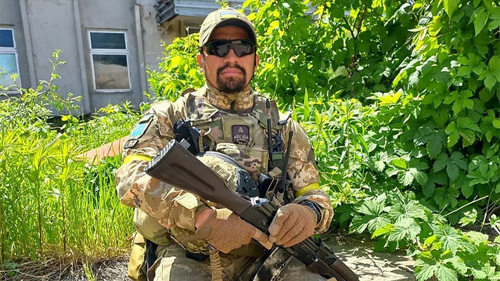 Soldado colombiano cuenta cómo fue combatir en la guerra de Ucrania: "El país ha resistido gracias a la gente del extranjero"