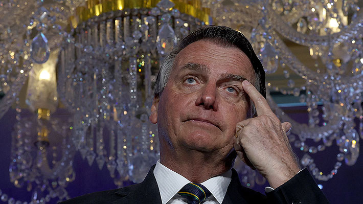 Bolsonaro en la mira por escándalo de joyas regaladas por Arabia Saudita: Qué se sabe y qué medidas se han tomado