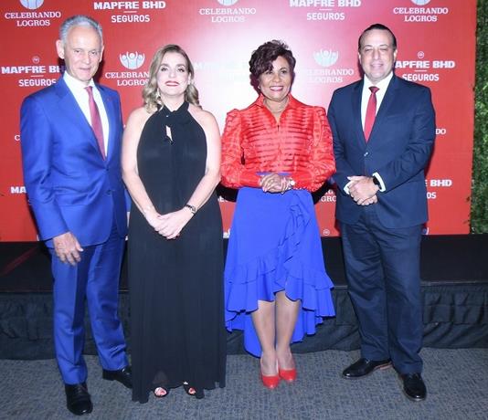 Mapfre BHD premia a sus intermediarios