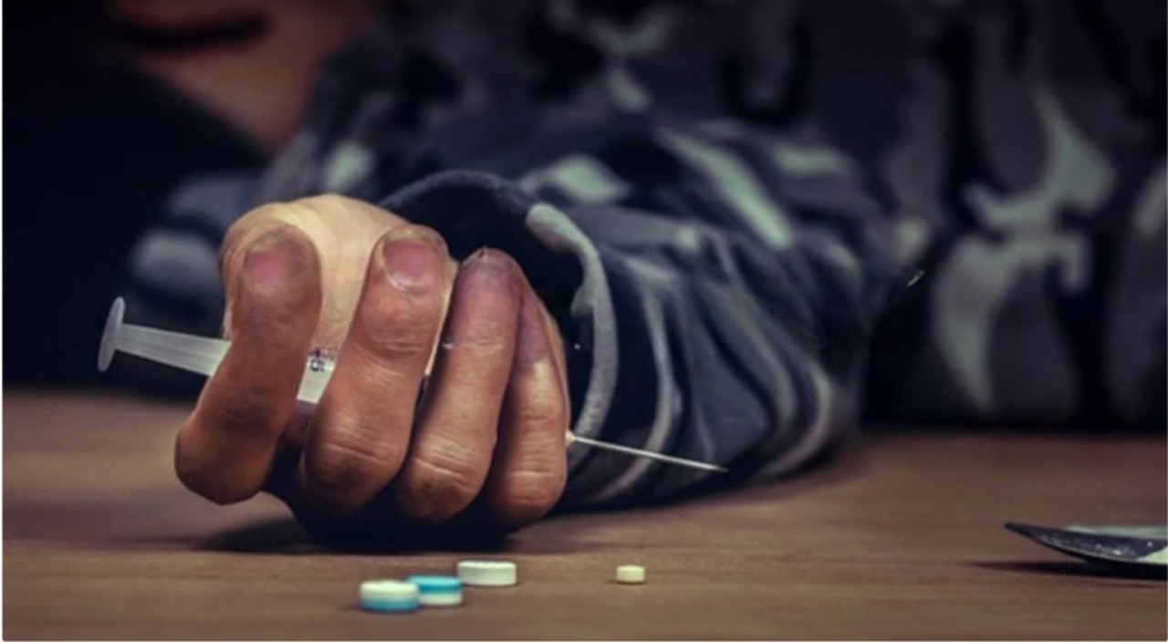 Identifican hispano y otros dos adictos hallados muertos por sobredosis de drogas en suburbio de Nueva York