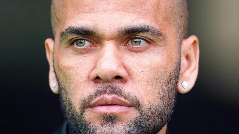 Un argumento de 200 páginas y un video de 12 minutos: la nueva defensa de Dani Alves en el caso de agresión sexual
