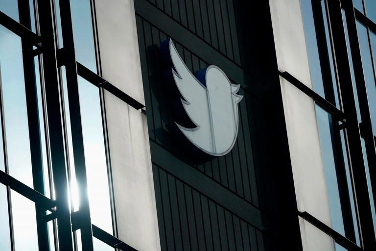 Twitter deja de existir como empresa al fusionarse con otra compañía de Elon Musk