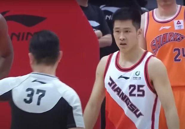 China: Eliminan a dos equipos de la liga de básquetbol por “falta de esfuerzo competitivo”