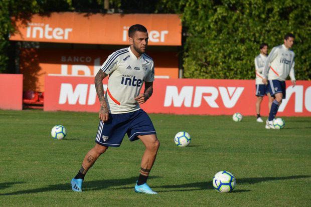 Dani Alves: La Fiscalía de Barcelona volvió a oponerse a dejarlo en libertad provisional