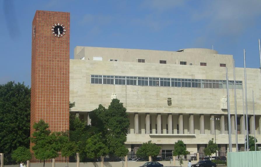 La Alcaldía del Distrito Nacional, la más codiciada entre los perremeístas