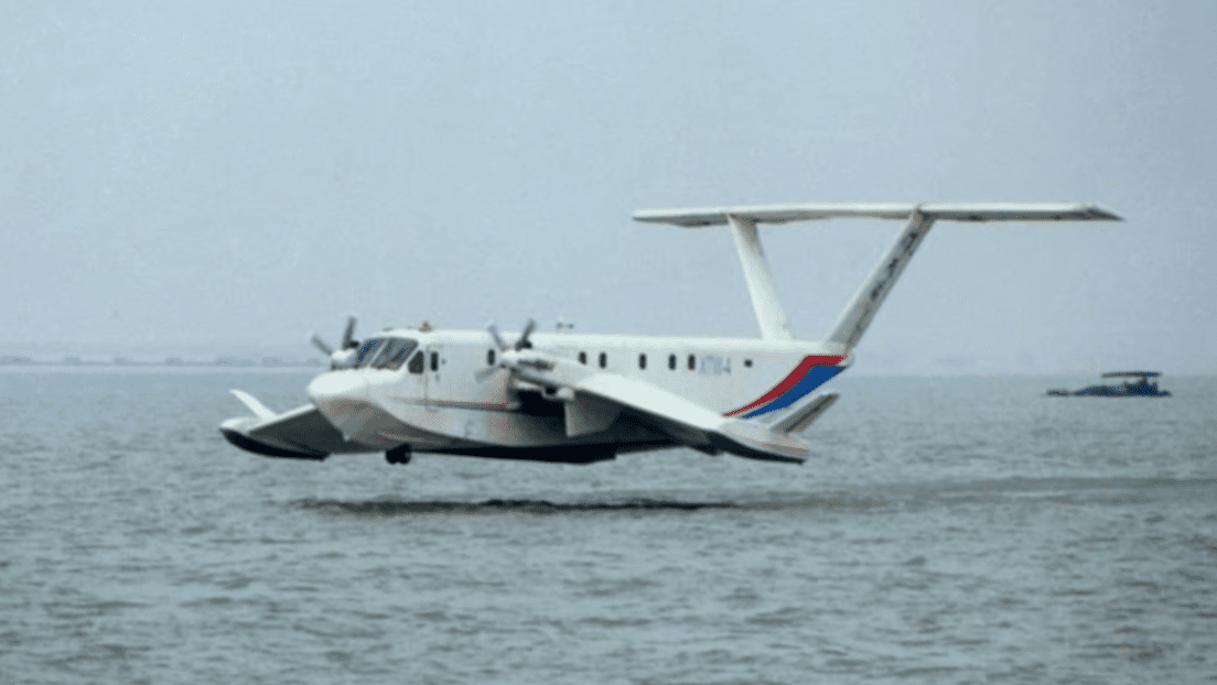 China desarrolla un 'barco volador' capaz de hacer frente a las duras condiciones del mar de la China Meridional