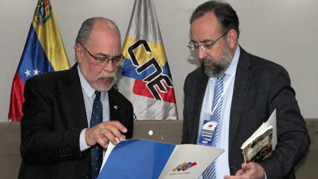 El ente electoral de Venezuela descarta eliminar el captahuellas en primarias de la oposición