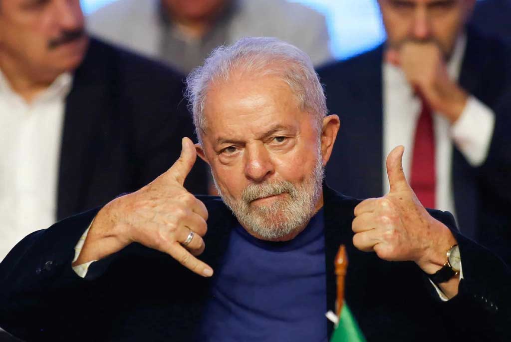 Lula regresa al trabajo en el Palacio de Planalto tras una bronconeumonía