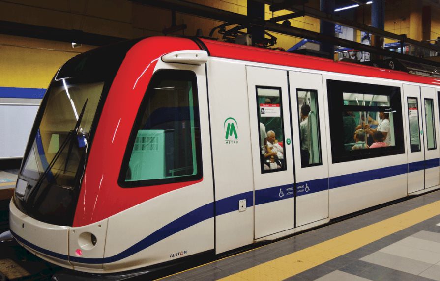 Auditoría al Metro: dos empresas iniciaron trabajos antes de contratación y cuatro tienen adendas que sobrepasan la ley