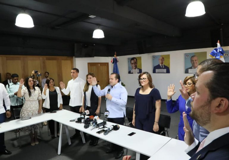 PRM juramenta a nuevos secretarios nacionales y directores departamentales