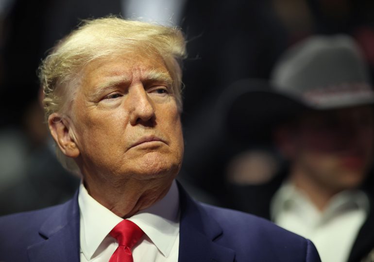 Reportan que Trump enfrentará 34 cargos