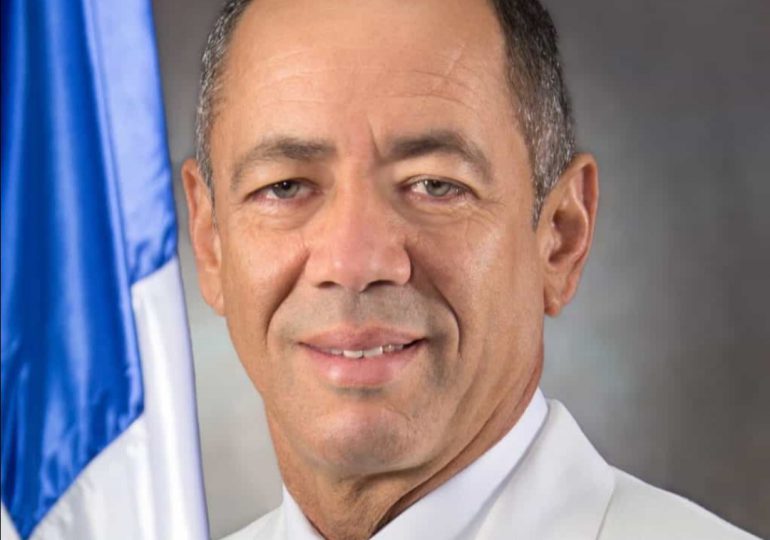 Hato Mayor condena agresión del general Olivence Minaya contra exsenador Rubén Toyota