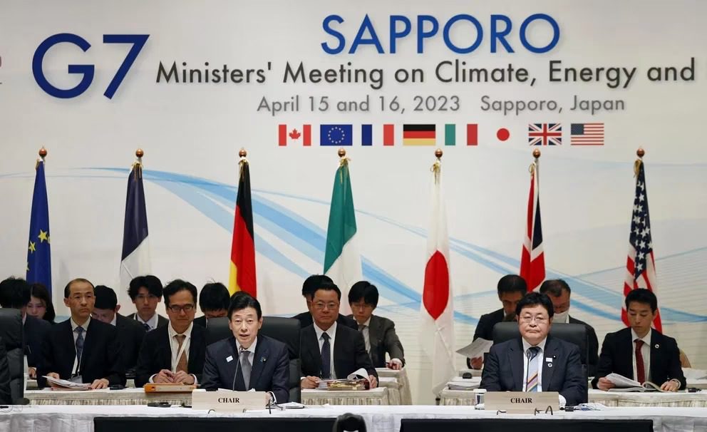 Ministros del G7 se comprometieron a acelerar la transición hacia energías renovables y limpias