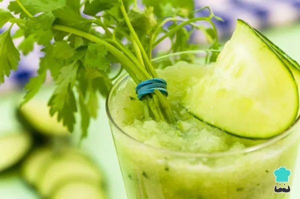 13 jugos verdes para adelgazar y quemar grasa