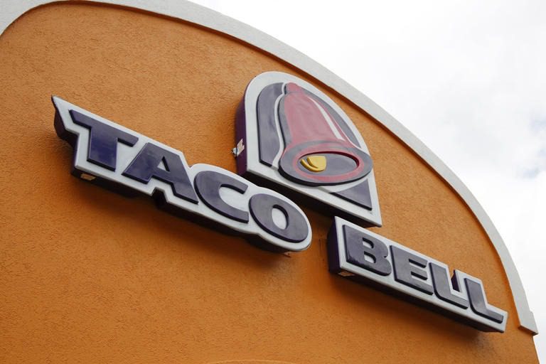Nueva disputa entre cadenas de comida rápida por los "Martes de Tacos"