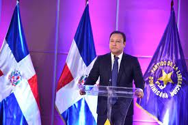 Abel Martínez asumirá provisionalmente la coordinación de su campaña presidencial