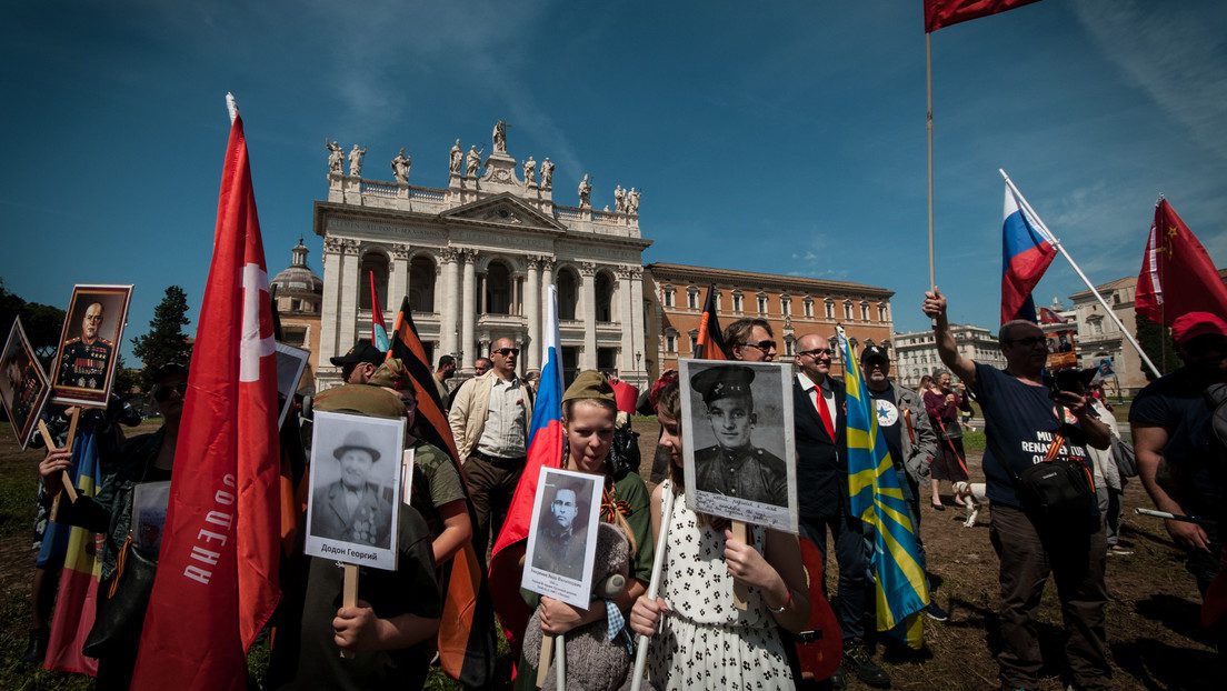 Berlín permite parcialmente las banderas rusas en el Día de la Victoria
