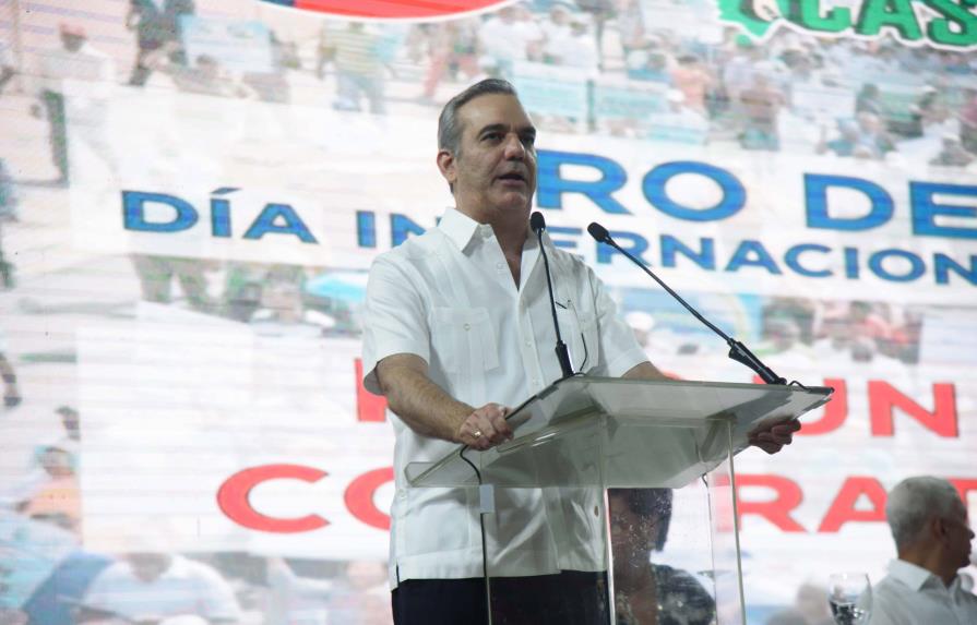 Empresarios apoyan pacto social por salarios dignos y trabajo decente propuesto por Abinader