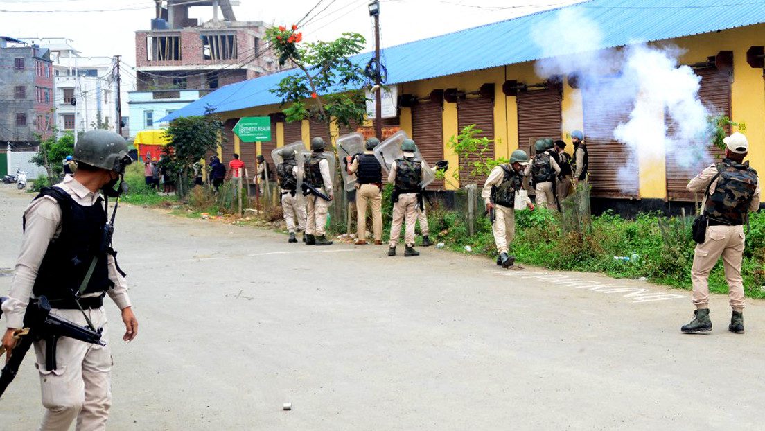 El Ejército de la India ordena disparar a manifestantes en medio de fuertes disturbios étnicos