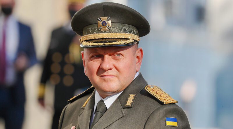 El jefe del Ejército ucraniano no llegó a una reunión con la OTAN debido a una situación "compleja" en el frente