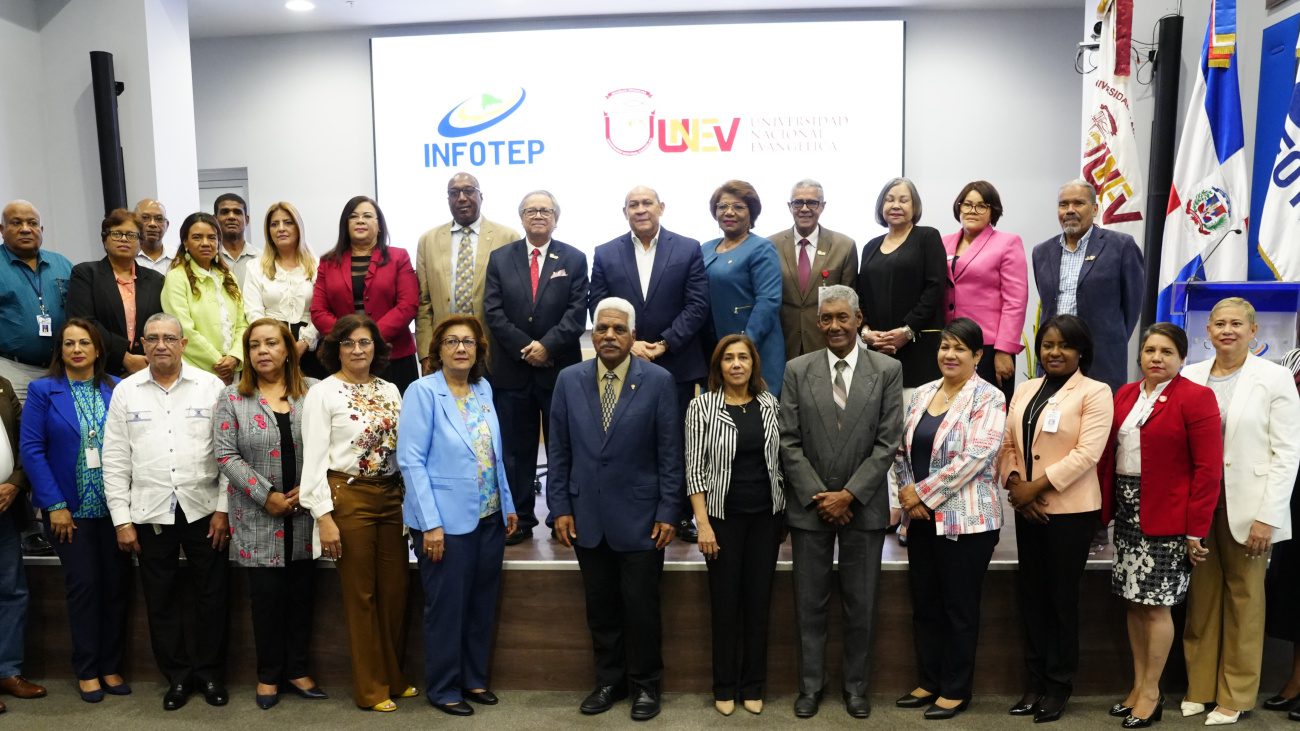 INFOTEP y Universidad Nacional Evangélica se unen para capacitar técnicos de nivel superior