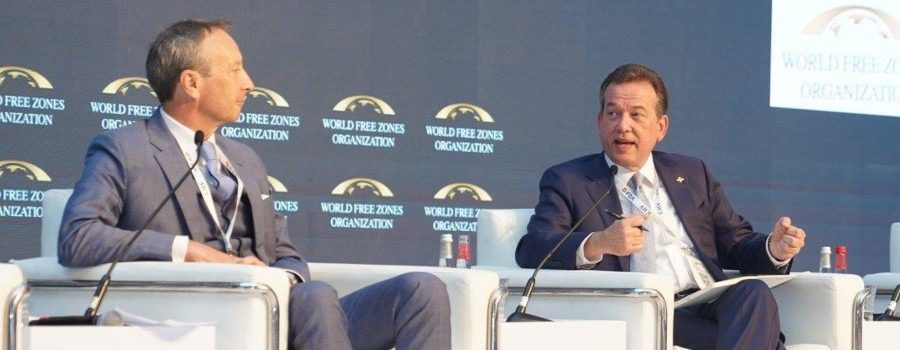 Ito Bisonó presentó exitosas cifras de inversión, empleos y exportaciones en Conferencia Mundial de ZF en Dubái