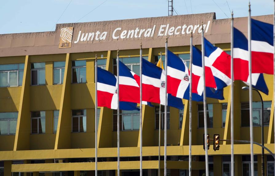 Partidos depositan hoy en la JCE recurso contra reservas de candidaturas