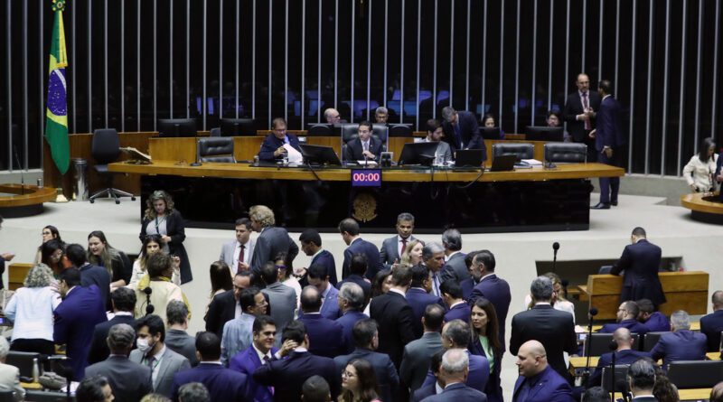 La Cámara de Diputados de Brasil aprueba proyecto de igualdad salarial para hombres y mujeres