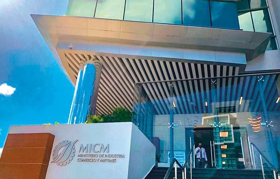 Industria y Comercio comenzó a pagar arrendamiento de edificio en violación al contrato