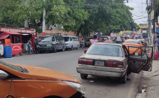 Residentes en la Isabela Aguiar denuncian ola de robos