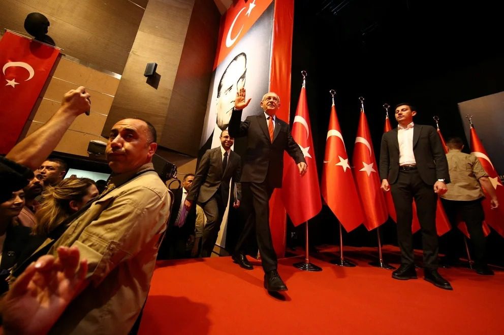 Las razones de la sorprendente elección de Erdogan y qué debería intentar la oposición en el ballotage