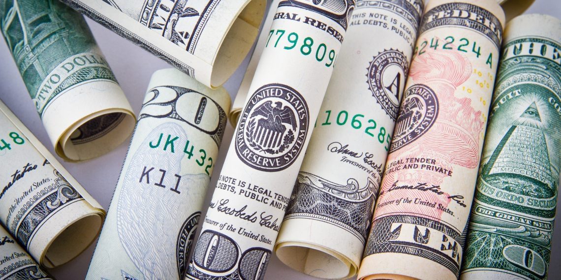 Egipto estudia prescindir del dólar para comerciar con India, China y Rusia