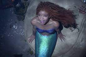 Crítica de 'La Sirenita': Halle Bailey es todo lo que 'Ariel' necesitaba en 2023