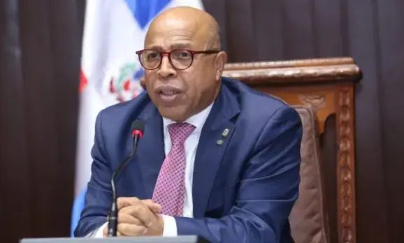 "Alfredo Pacheco anuncia un paso crucial: ¡El Proyecto de Ley de Inquilinato será discutido en vistas públicas!"