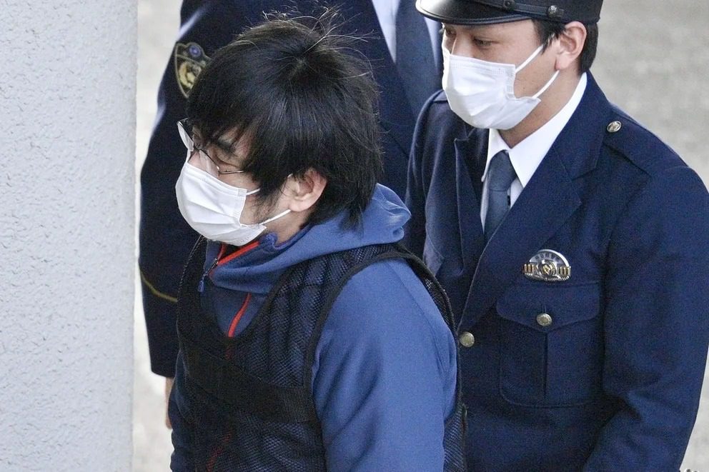 "Drama en el Ejército de Japón: Tiroteo en campo de entrenamiento deja dos muertos y un herido"