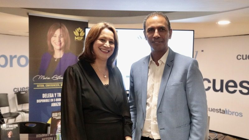 Experta presenta el libro "Delega y Transforma"