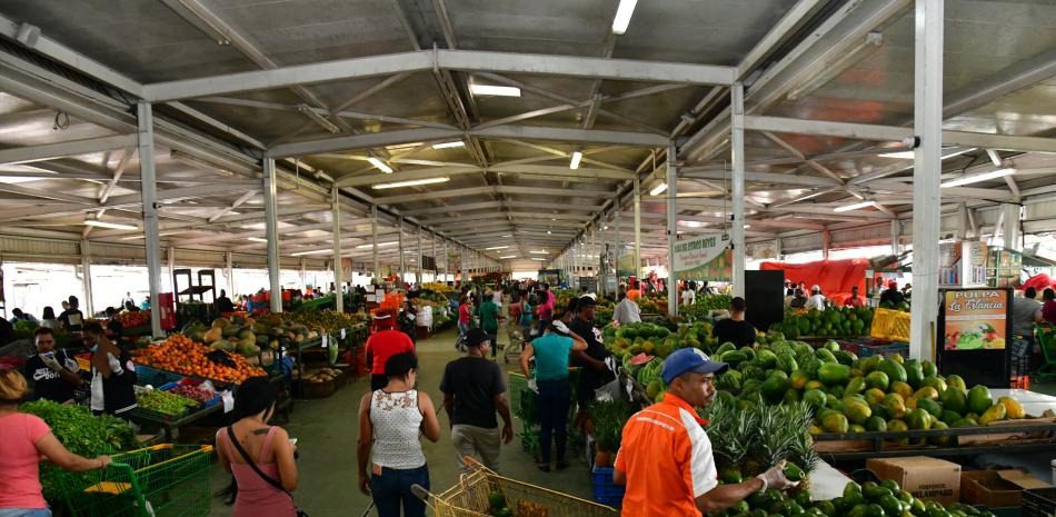 Economistas estiman era previsible baja en tasa de política monetaria