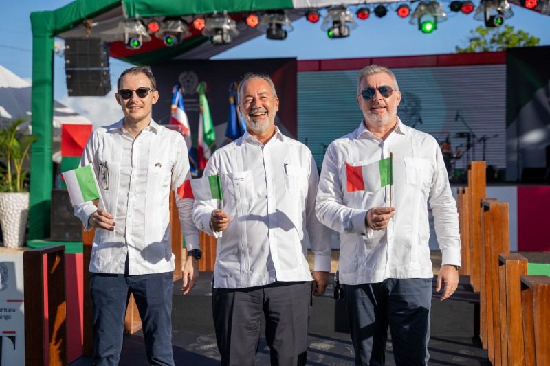 Los italianos celebran 75 años de su Fiesta Nacional