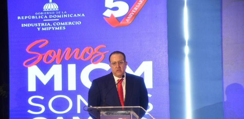 Magín Díaz recomienda protección y subsidio focalizado a industrias