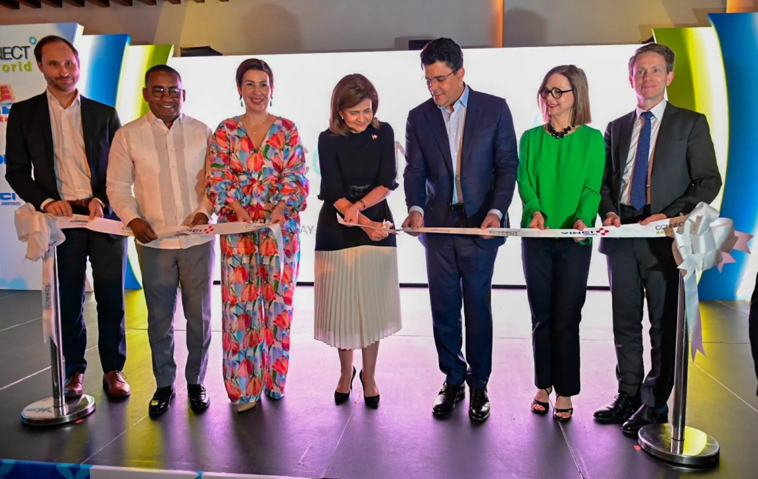 Inicia en Santo Domingo evento internacional de aviación CONNECT New World