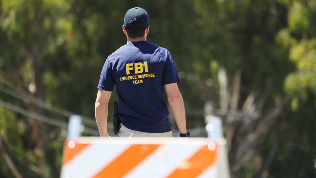 Exagente habla sobre represalias en el FBI tras la investigación Trump-Rusia