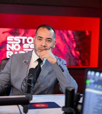 José Martínez Brito se despide del programa Esto No Es Radio tras dos años de participación
