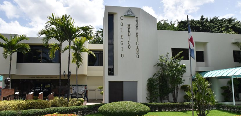Médicos de nuevo amenazan con huelgas contra las ARS