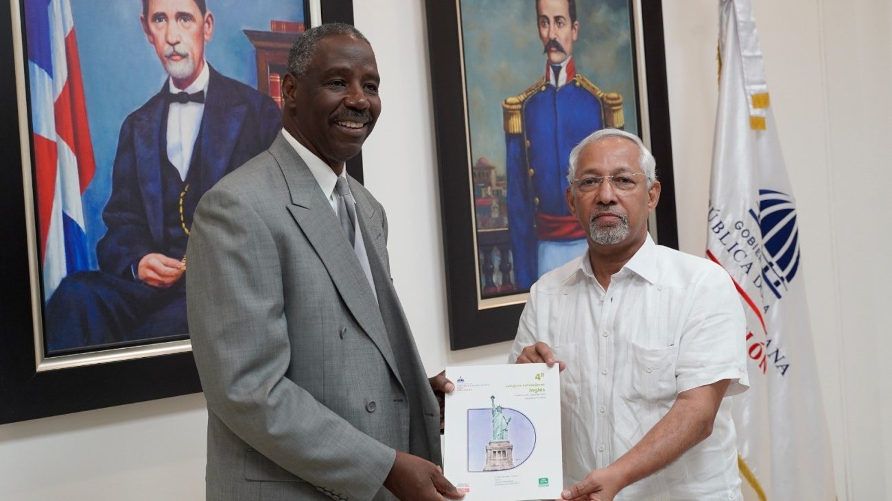 MINERD y Embajada de Estados Unidos lanzan programa Boosting English Initiative para fortalecer aprendizaje del inglés en la educación dominicana