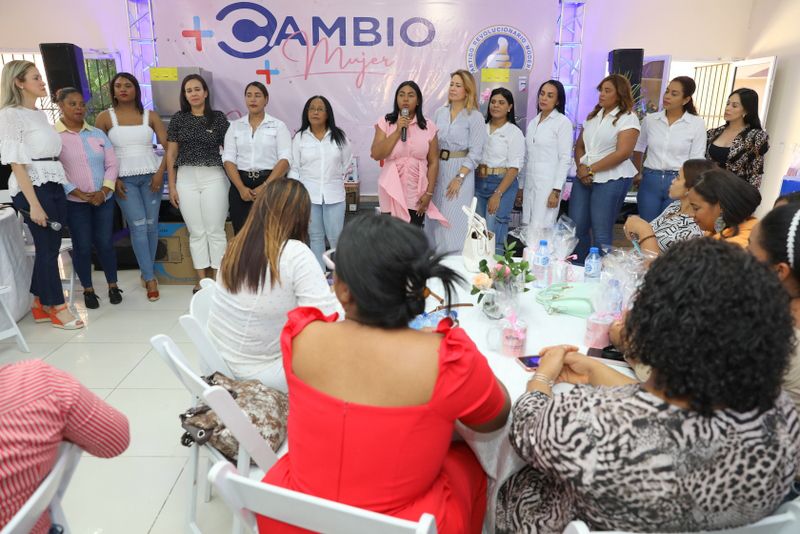 Mujeres del movimiento Más Cambio definen estrategias con miras a elecciones 2024