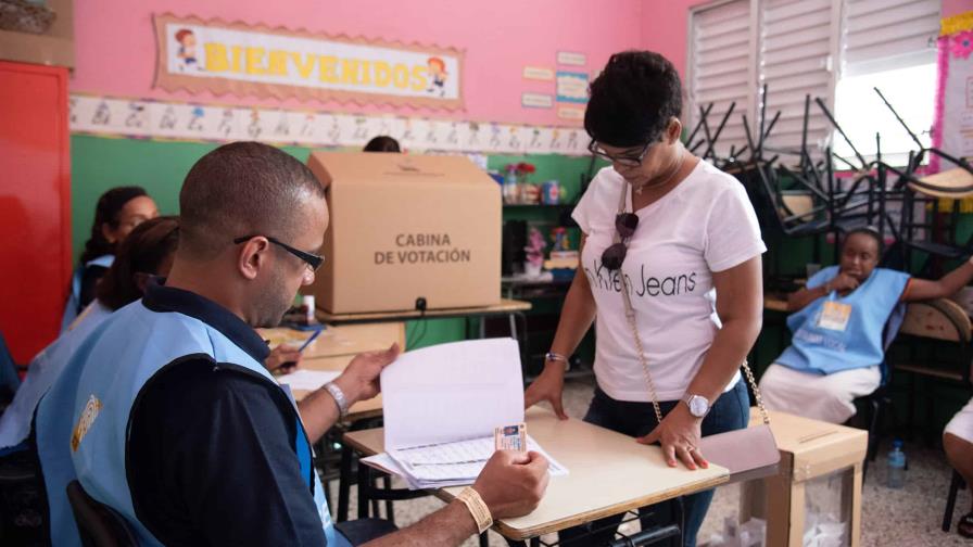 Los partidos políticos le "han salido corriendo a las primarias"