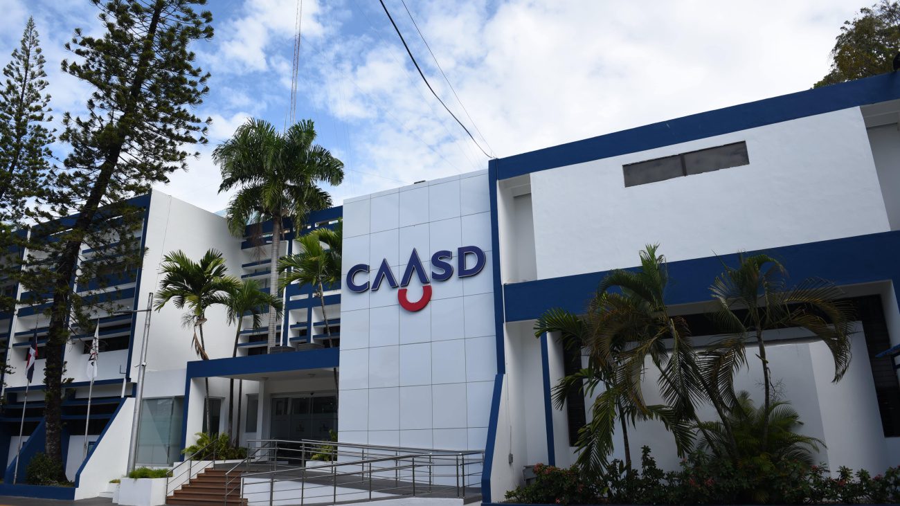 Pese a déficit la CAASD distribuye agua potable a sectores del Gran Santo Domingo