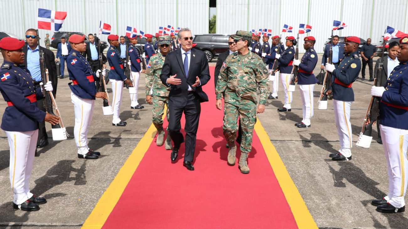 Presidente Abinader sale hacia Bahamas para participar en reunión de CARICOM