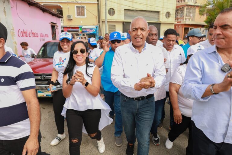 Bertico Santana se compromete a proteger los espacios naturales de SDE